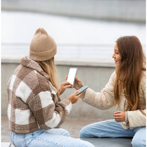 Flirty Lines on Girls Pic