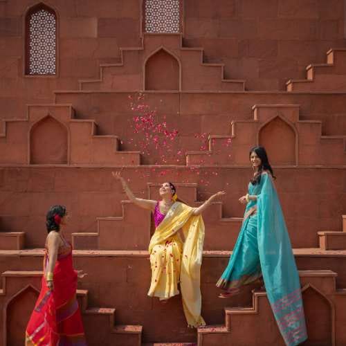 Flirty Lines on Saree